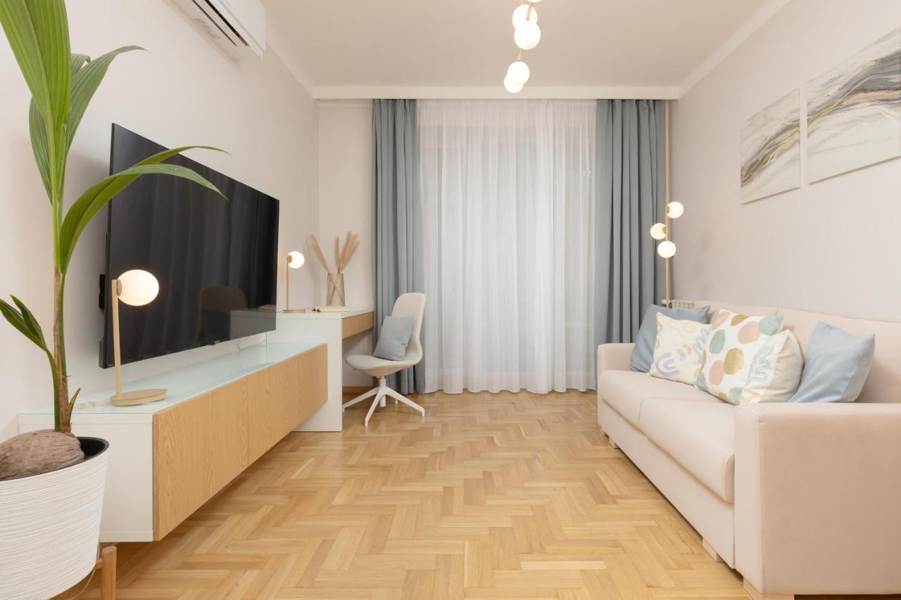Bright Apartment Kasprzaka Warsaw Wola Near Metro Station By Noclegi Renters Exterior photo